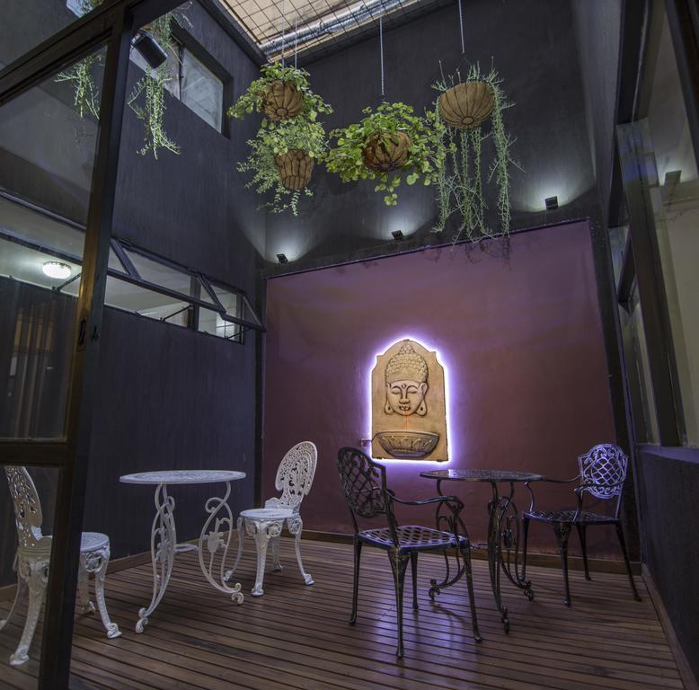 City Hotel Posadas Bagian luar foto