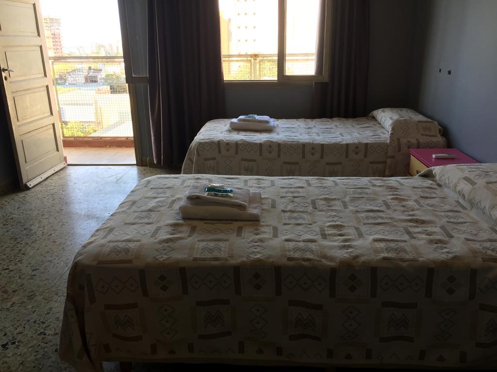 City Hotel Posadas Bagian luar foto