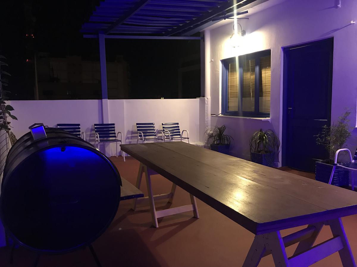 City Hotel Posadas Bagian luar foto